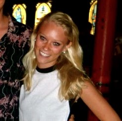 Julie Nielsen Photo 14