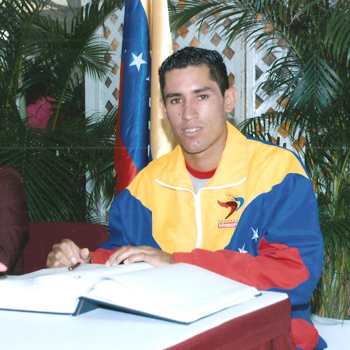 Albert Mondragon Photo 5