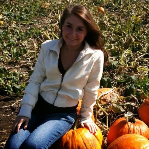 Stephanie Schumacher Photo 25