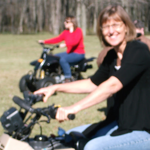 Joyce Simon Photo 9