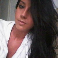 Julie Moreira Photo 7