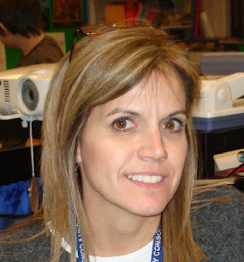 Julie Russell Photo 21