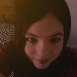 Amber Vaughan Photo 3