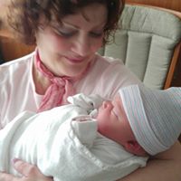 Adrienne Gordon Photo 8