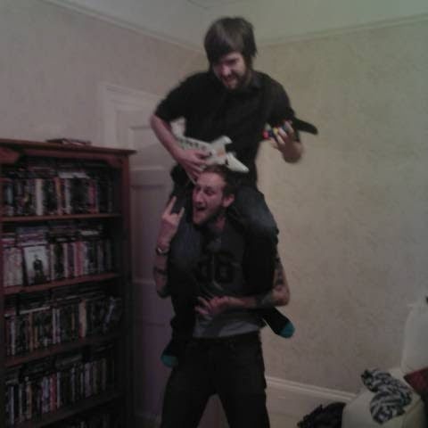 Andrew Robins Photo 31