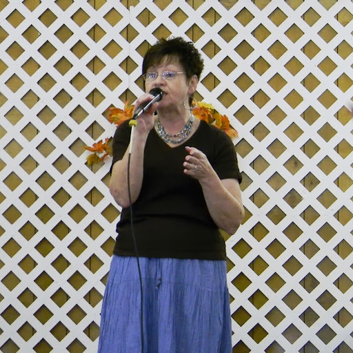 Dorothy Wells Photo 23