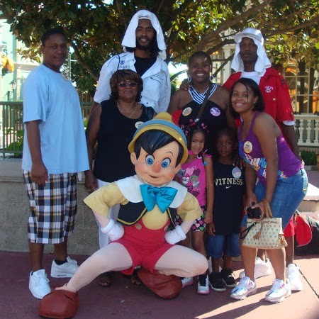 Darrell Sanders Photo 9