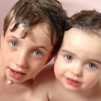 Sarah Newton Photo 26