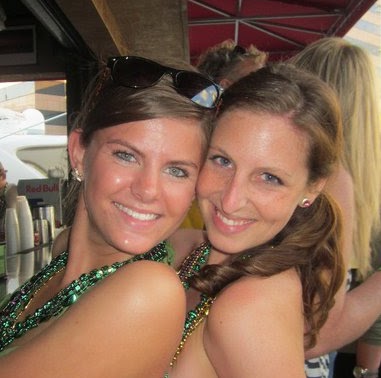 Jennifer Loomis Photo 37