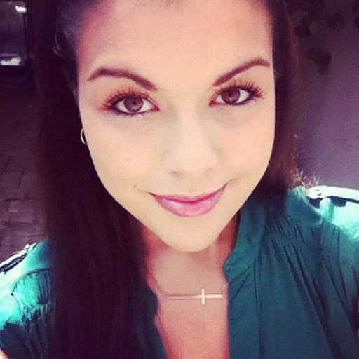 Danielle Moran Photo 5
