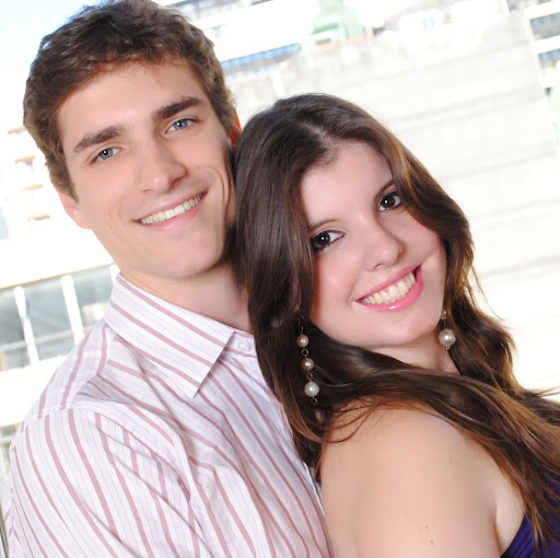 Laura Souza Photo 35