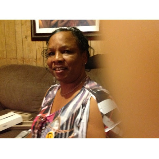 Beverly Redding Photo 1