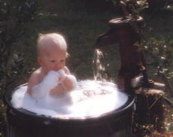 Pamela Montgomery Photo 32