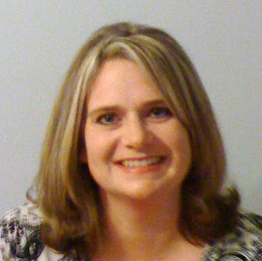 Julie Jones Photo 19