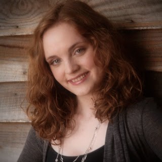 Alicia Reid Photo 7