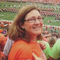 Stephanie Harding Photo 22