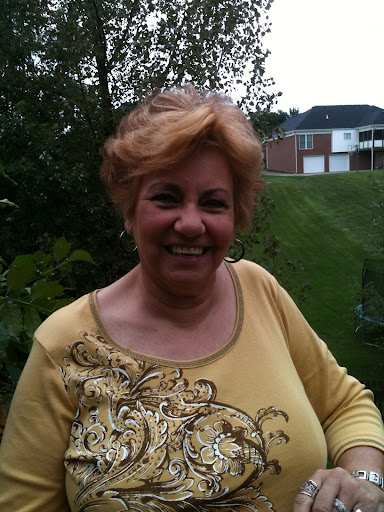 Margaret Robbins Photo 16