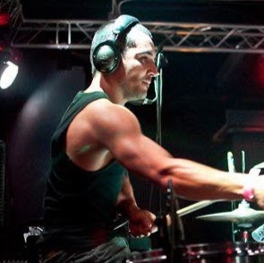 Luis Madrid Photo 33