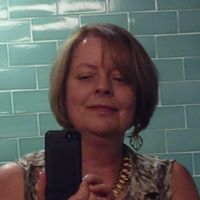 Helen King Photo 15
