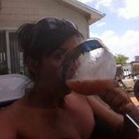 Emilee Russell Photo 14