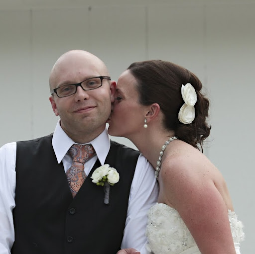 Carl Ray Photo 18