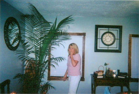 Debi Anderson Photo 37