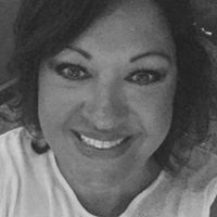 Julie Wagoner Photo 20