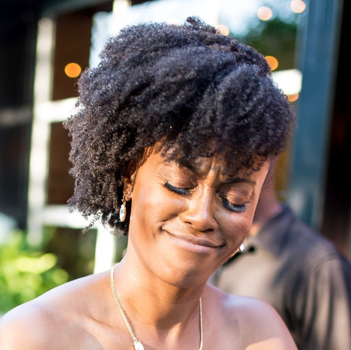 Stephanie Singleton Photo 7