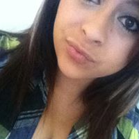 Berenice Ruiz Photo 26