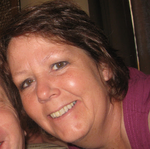 Annie Murray Photo 28