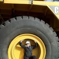 Julia Burch Photo 20