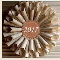 Laurie Flores Photo 17