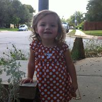 Kelli Spivey Photo 14
