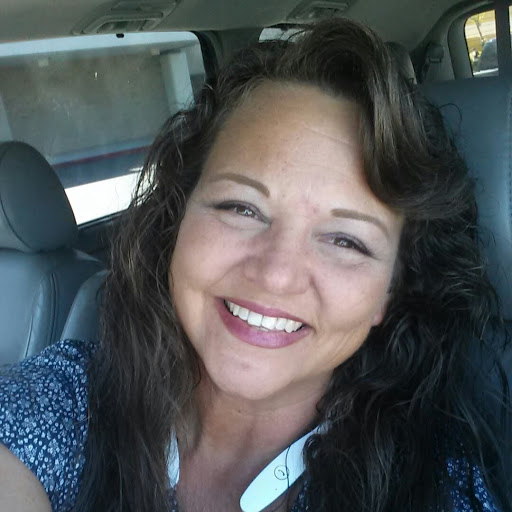 Julia Halverson Photo 5