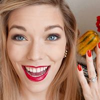 Sarah Ewell Photo 14