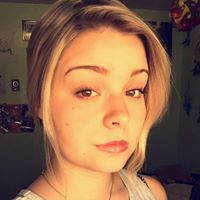 Victoria Costello Photo 18