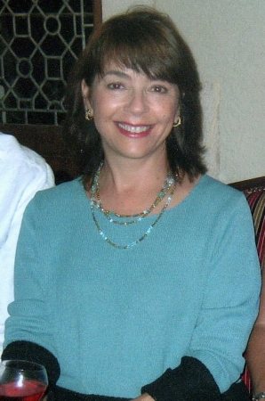 Elizabeth Kennedy Photo 44