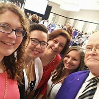 Debbie Ewing Photo 29