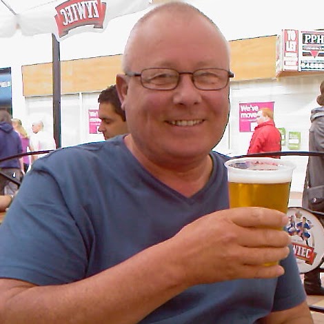 Alan Barton Photo 19