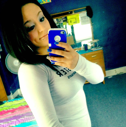 Julie Lopez Photo 11