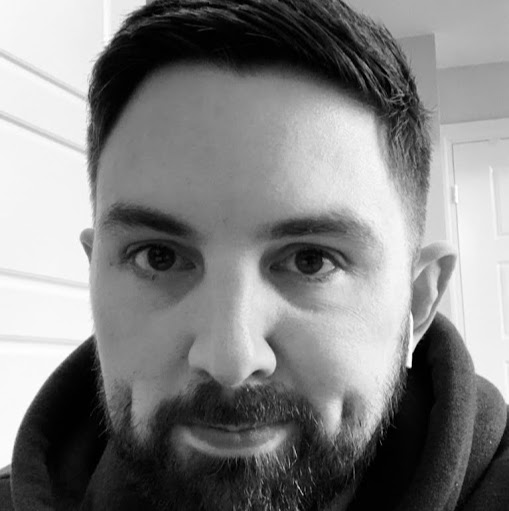 Luke Anderson Photo 27