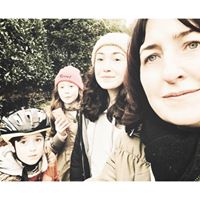 Sarah Benham Photo 26