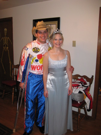 Julie Painter Photo 25