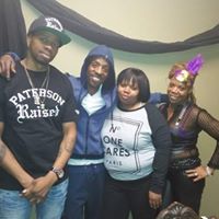 Elizabeth Mayfield Photo 28