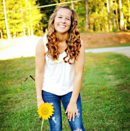 Victoria Wolf Photo 15