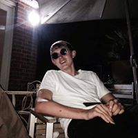 Jamie Yates Photo 14