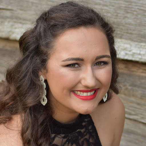 Meredith Bell Photo 22