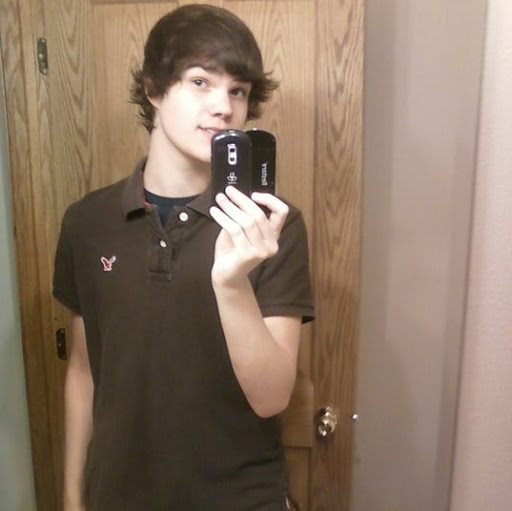 Adrian Adams Photo 40