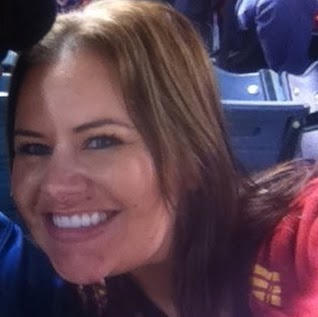 Kelly Barker Photo 10