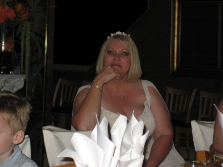 Cindy Bennett Photo 17
